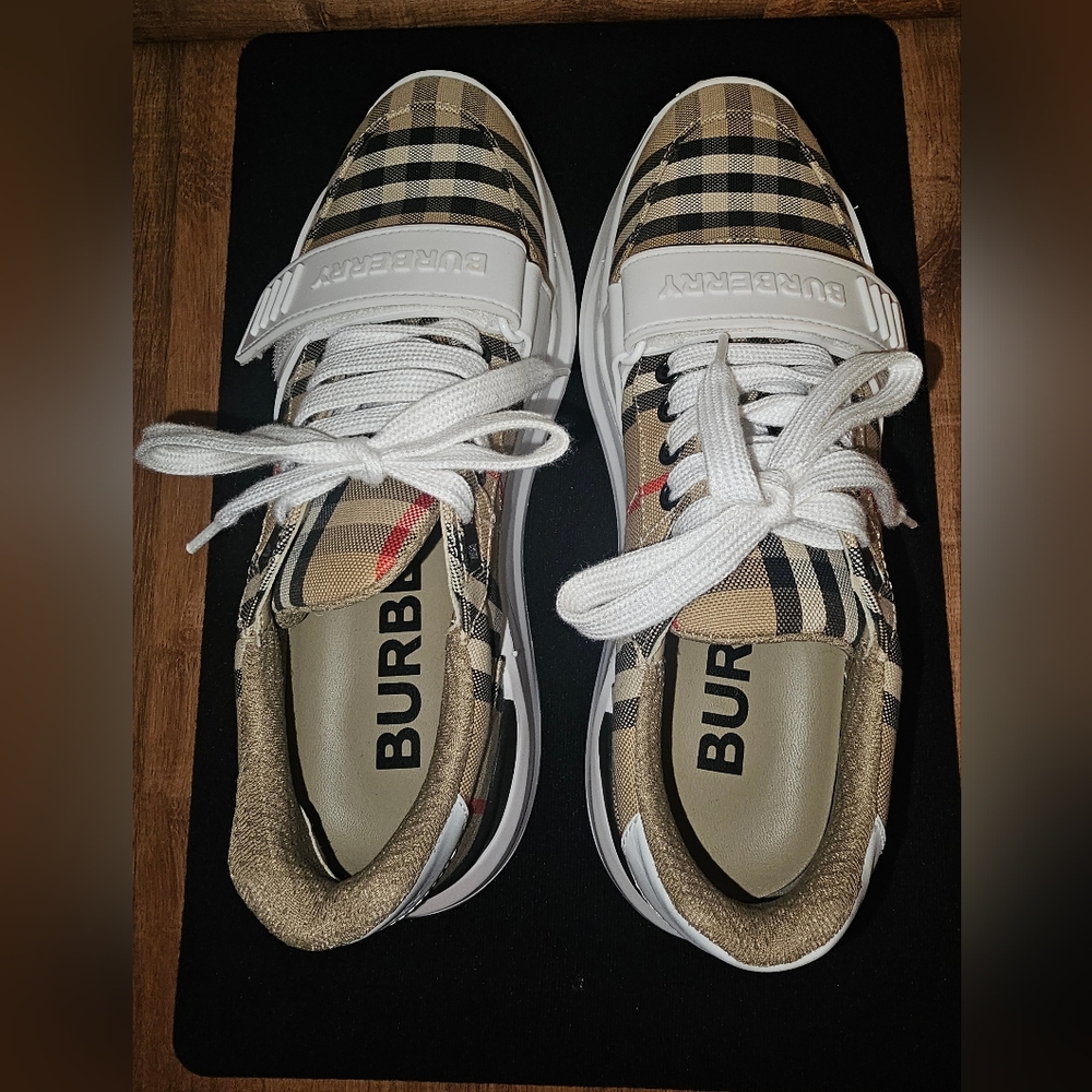 Burberry Tan and White Sneakers with Distinctive Plaid Pattern